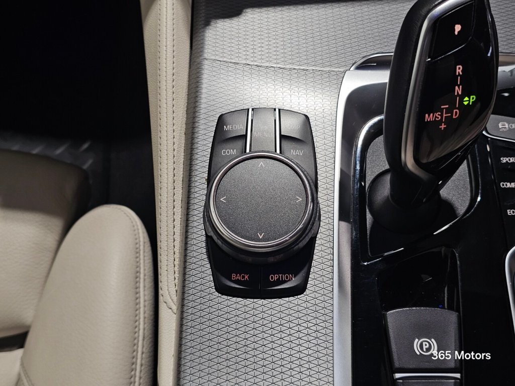 Used BMW 5 Series 2018 for sale - 76979359: Photo 43