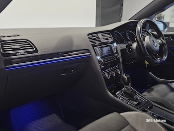 Used Volkswagen Golf 2015 for sale - 77941716: Photo