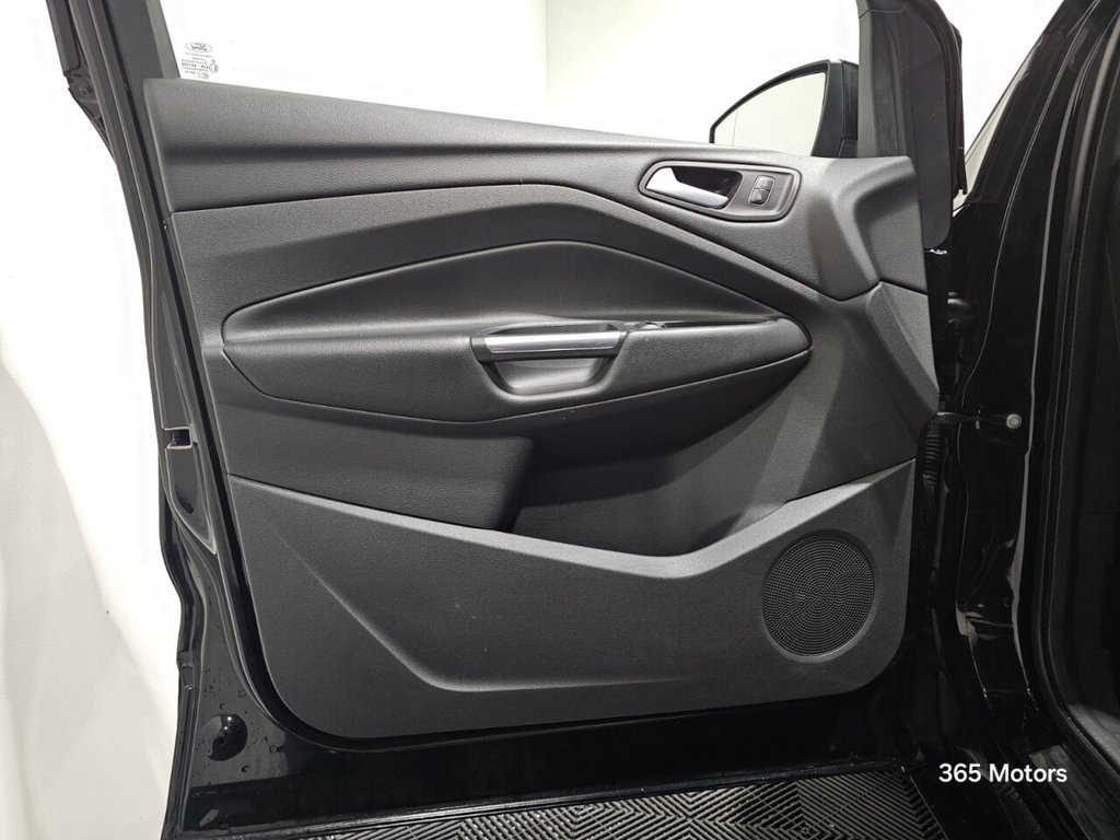 Used Ford Kuga 2019 for sale - 76979382: Photo 17