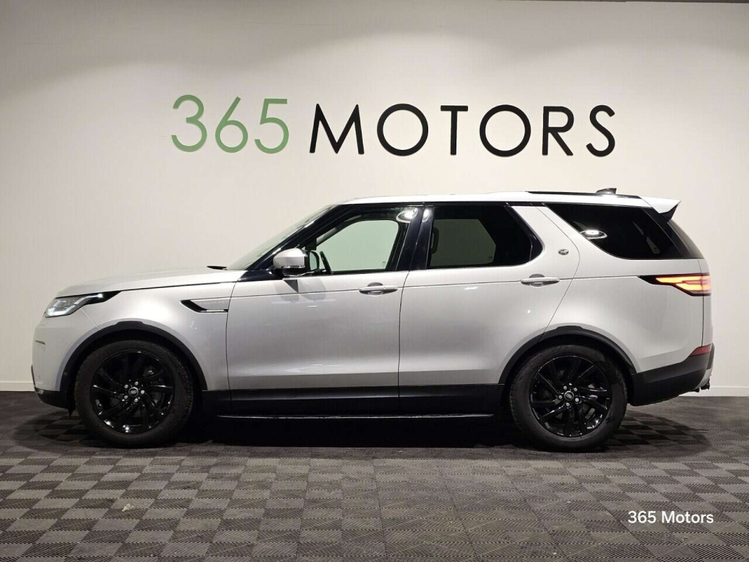 Used Land Rover Discovery 2018 for sale - 78149564: Photo 11