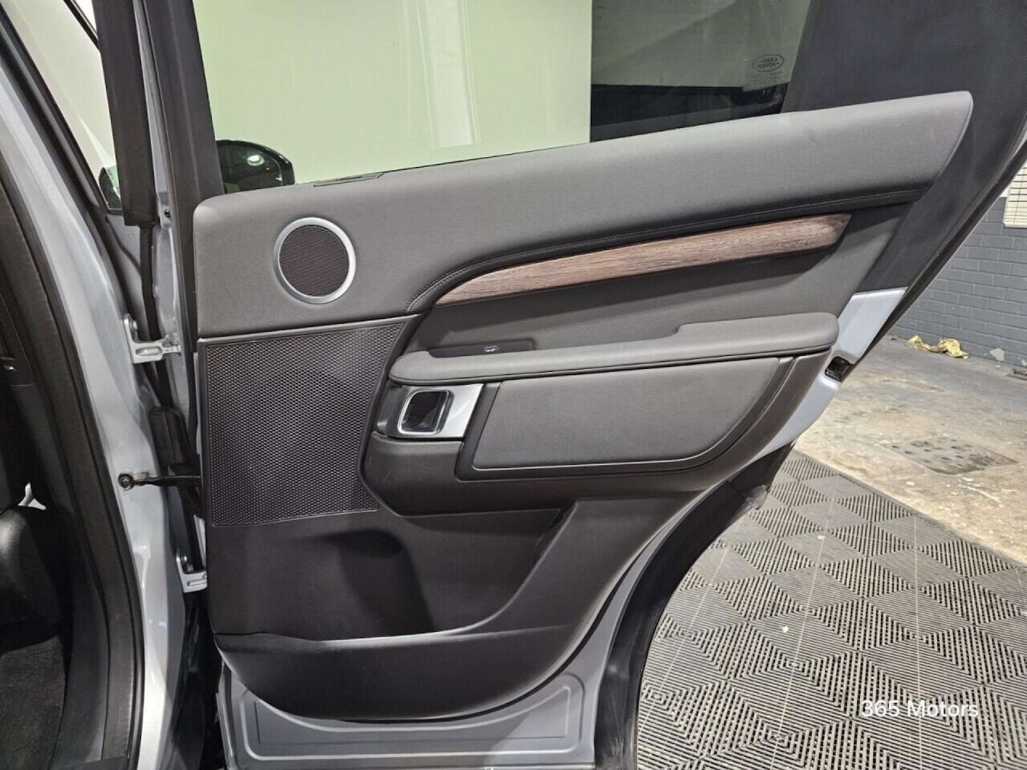 Used Land Rover Discovery 2018 for sale - 78149564: Photo 29