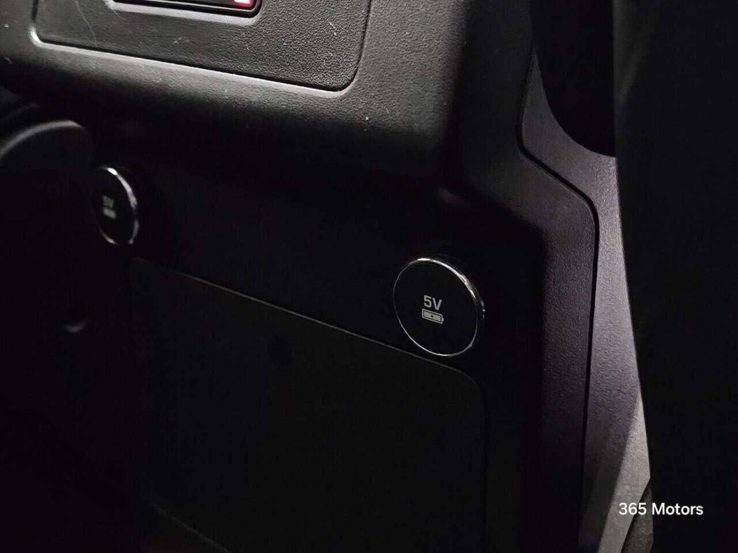 Used Land Rover Discovery 2018 for sale - 78149564: Photo 41