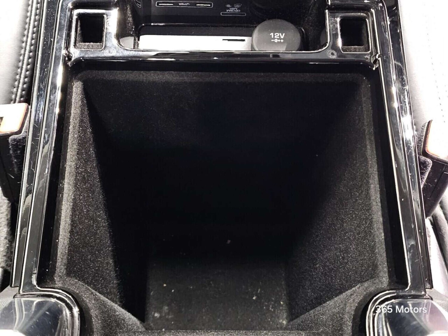 Used Land Rover Discovery 2018 for sale - 78149564: Photo 55