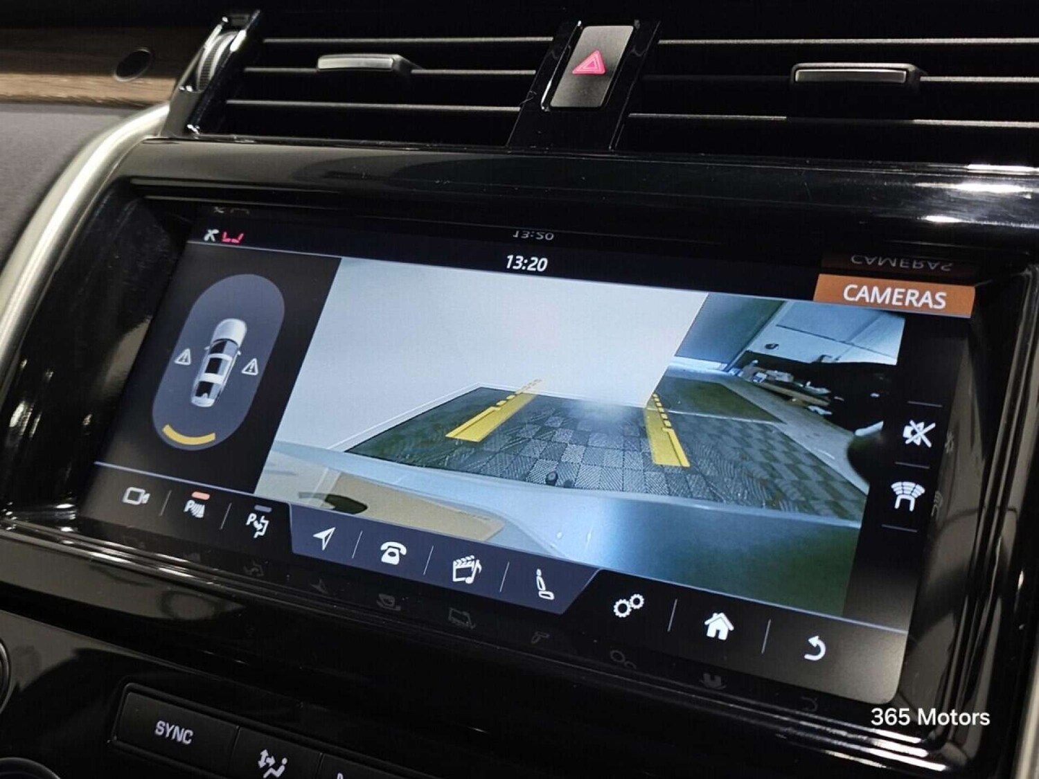 Used Land Rover Discovery 2018 for sale - 78149564: Photo 75