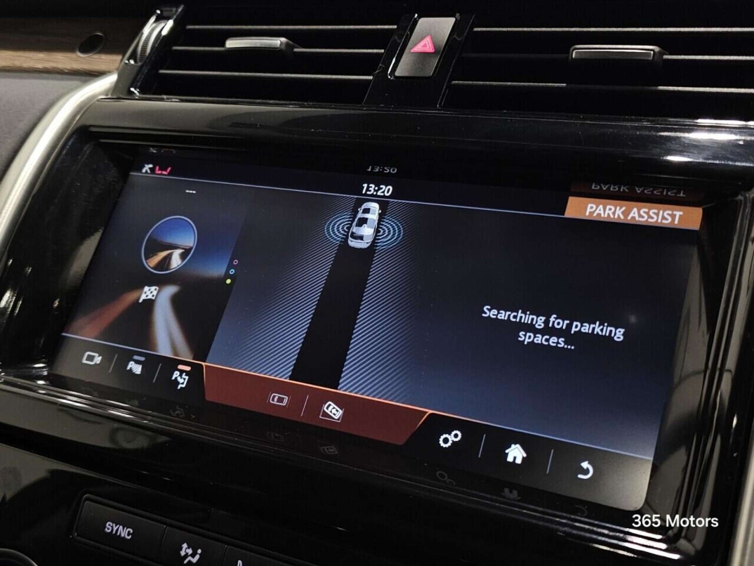 Used Land Rover Discovery 2018 for sale - 78149564: Photo 76