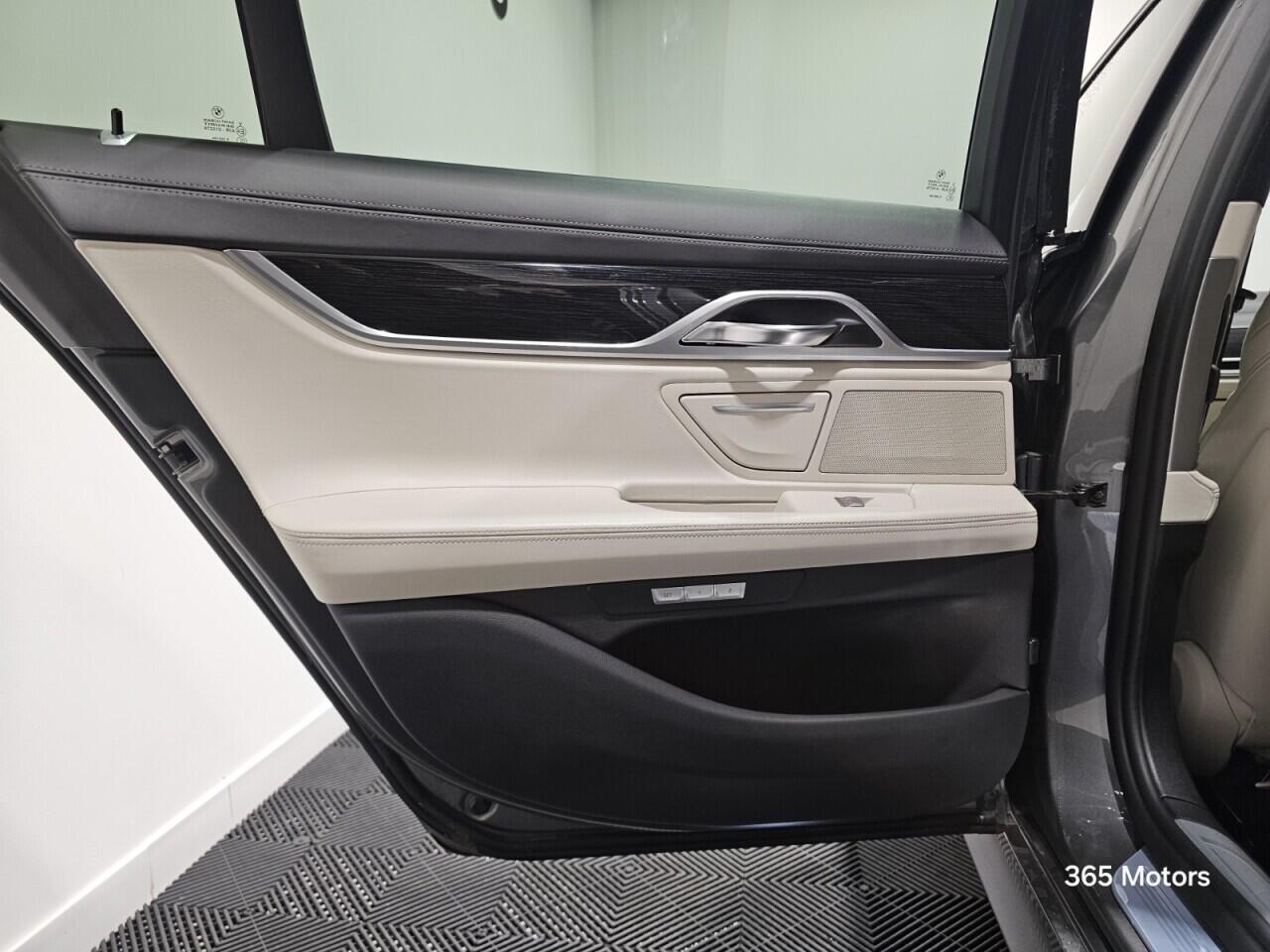 Used BMW 7 Series 2018 for sale - 76440687: Photo 23