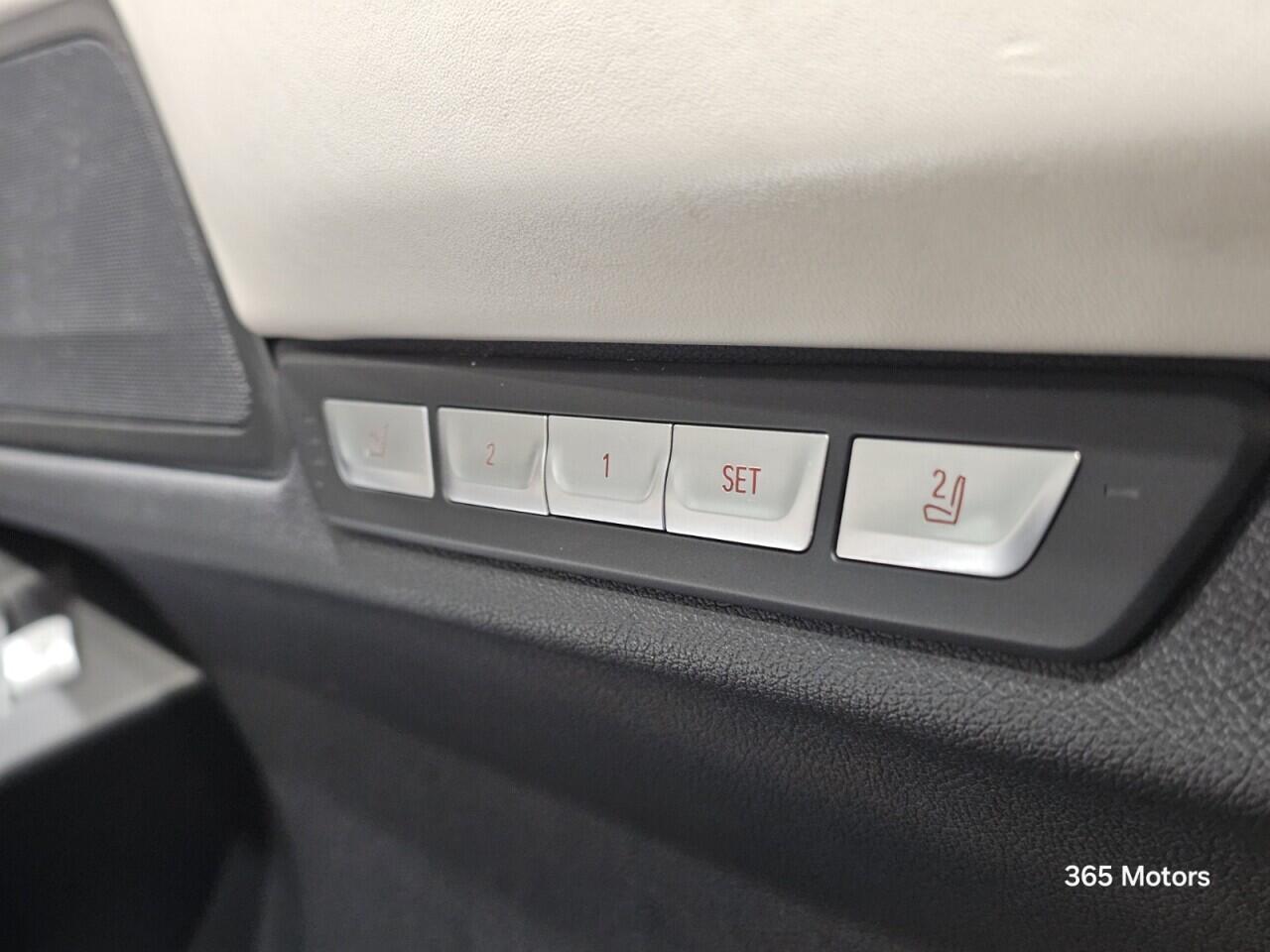 Used BMW 7 Series 2018 for sale - 76440687: Photo 56