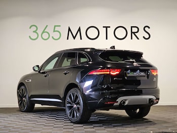 Used Jaguar F-Pace 2016 for sale - 79111852: Photo