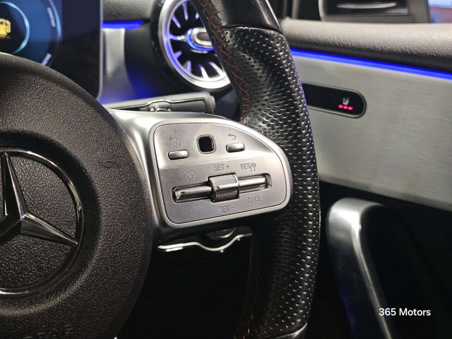 Used Mercedes-Benz A-Class 2018 for sale - 78149531: Photo 47