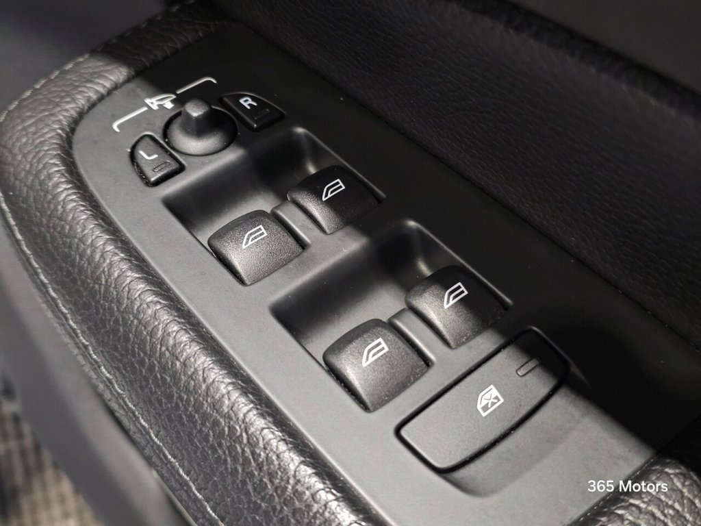 Used Volvo V60 2020 for sale - 78030806: Photo 42