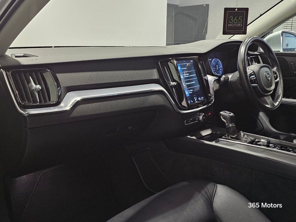 Used Volvo V60 2020 for sale - 78030806: Photo 5