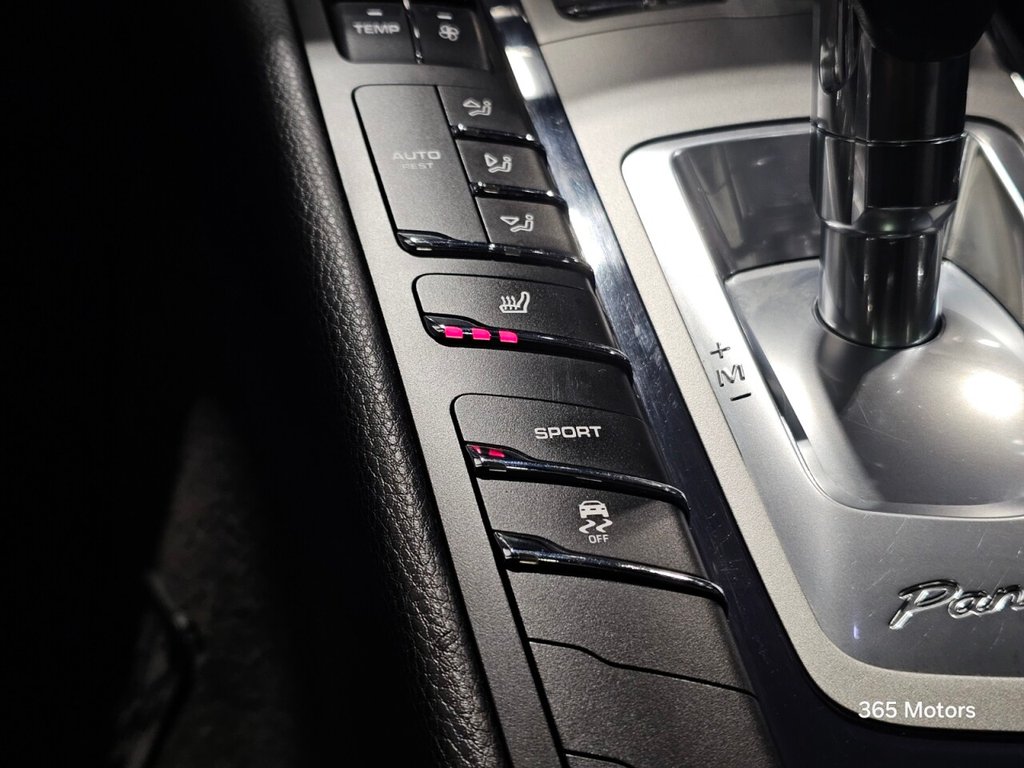 Used Porsche Panamera 2013 for sale - 78069261: Photo 46