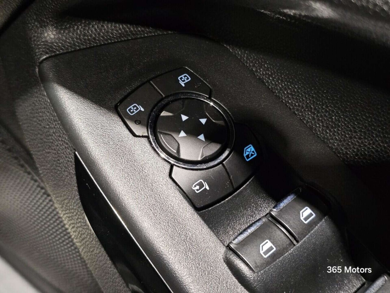 Used Ford Ecosport 2019 for sale - 78149523: Photo 21