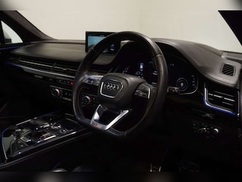 Used Audi SQ7 2018 for sale - 78228084: Photo