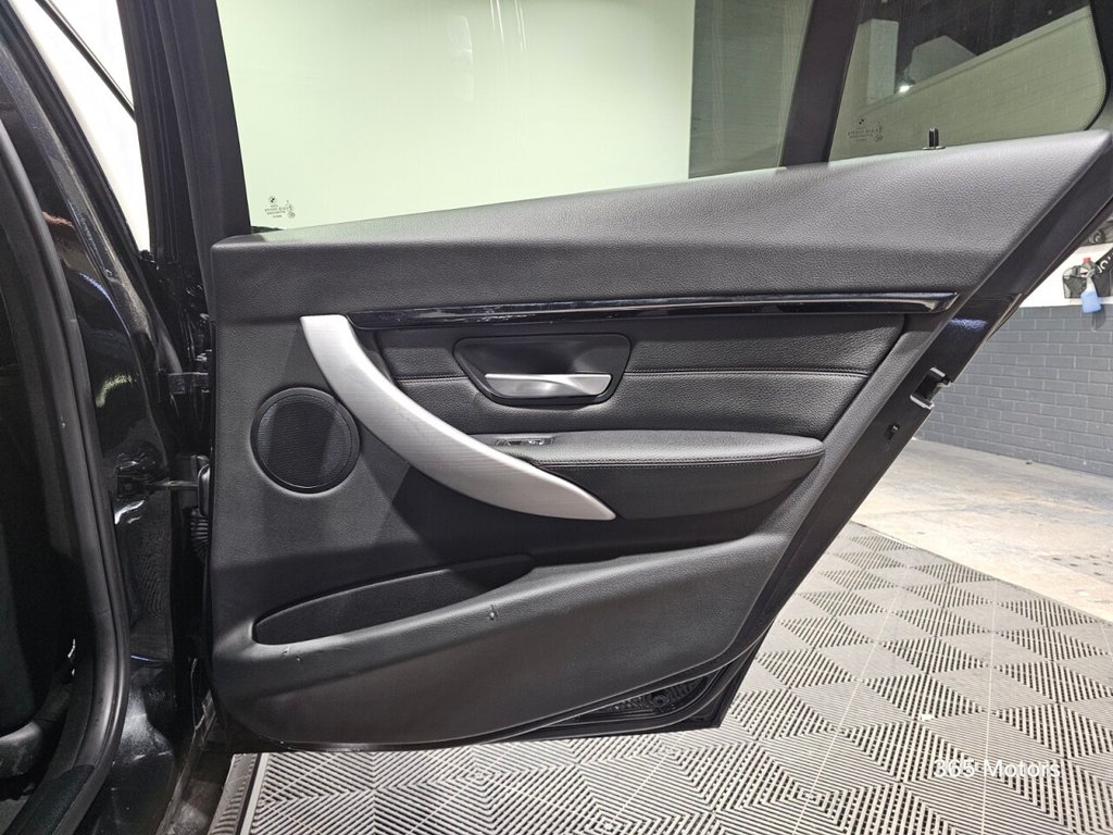 Used BMW 3 Series 2016 for sale - 77153557: Photo 26