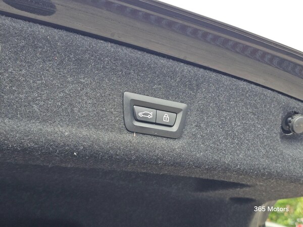 Used BMW 3 Series 2019 for sale - 75670430: Photo 16