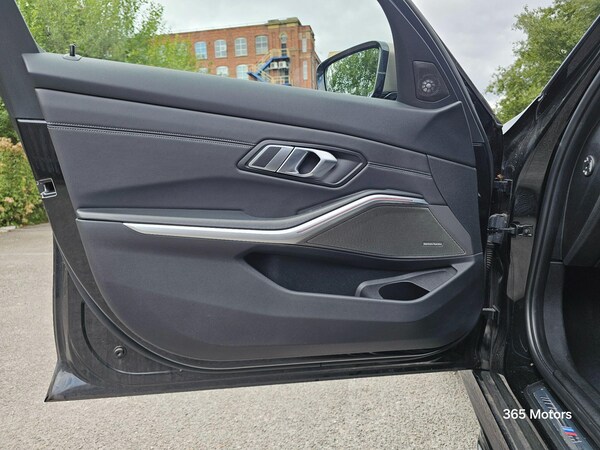 Used BMW 3 Series 2019 for sale - 75670430: Photo 17
