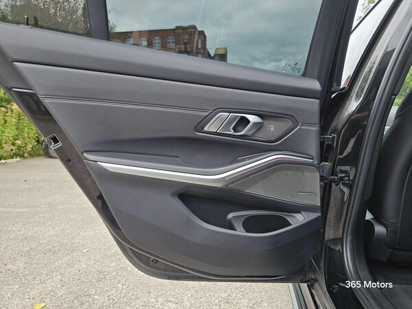 Used BMW 3 Series 2019 for sale - 75670430: Photo 21