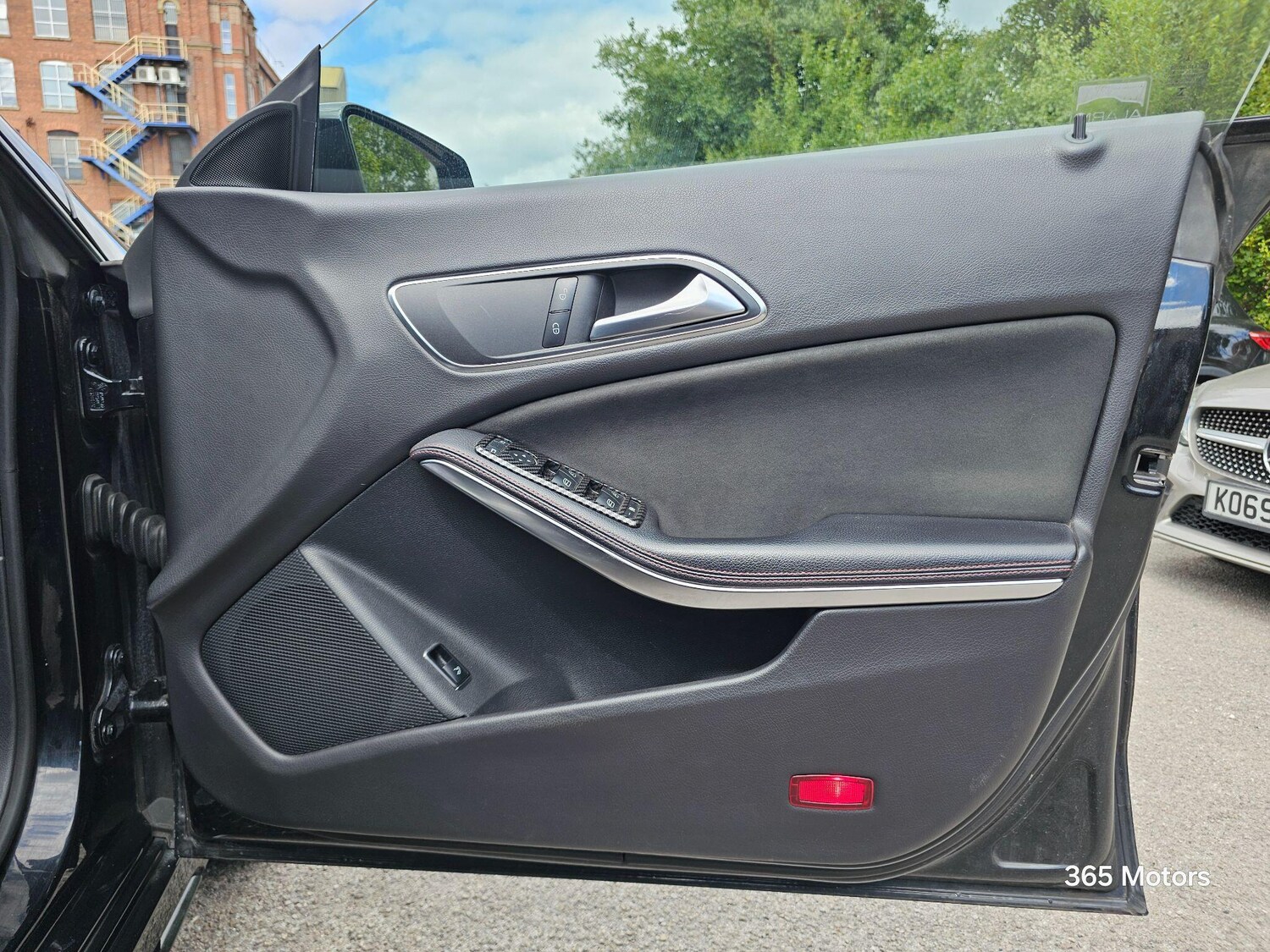 Vehicle 29