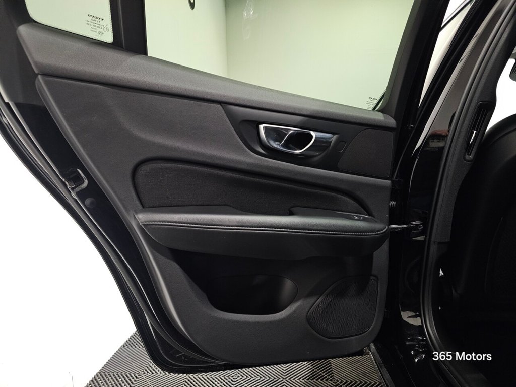 Used Volvo V60 2018 for sale - 77089412: Photo 22