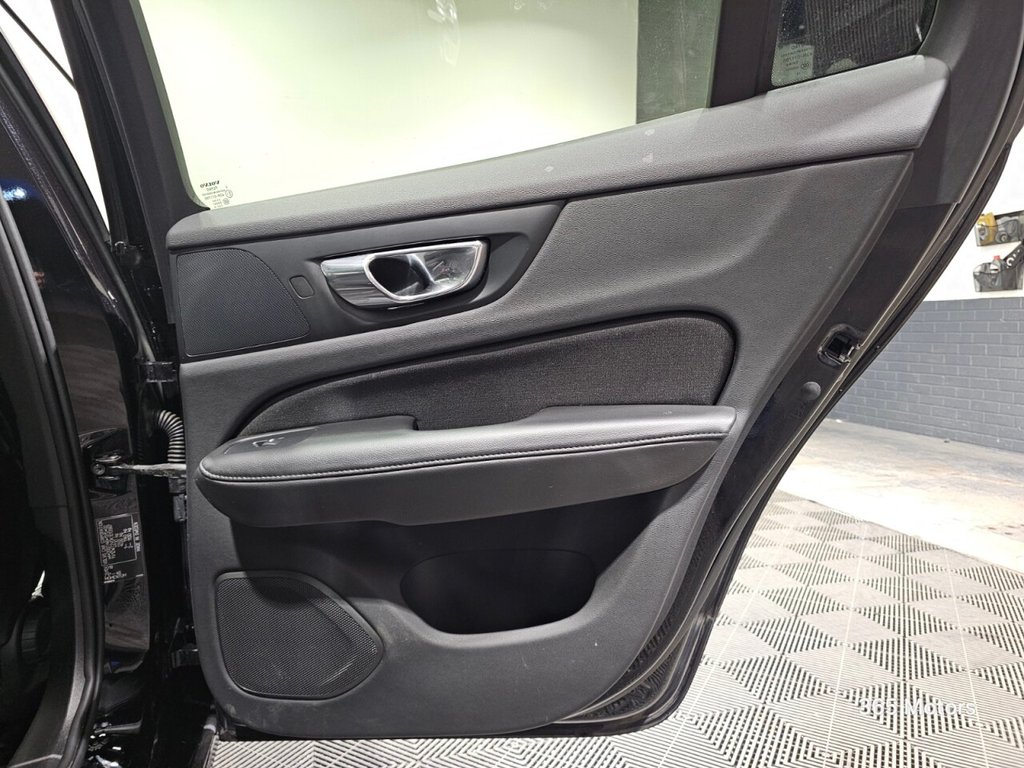 Used Volvo V60 2018 for sale - 77089412: Photo 29