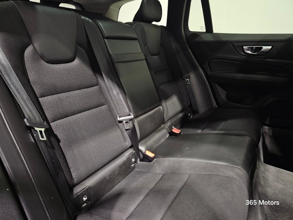 Used Volvo V60 2018 for sale - 77089412: Photo 32