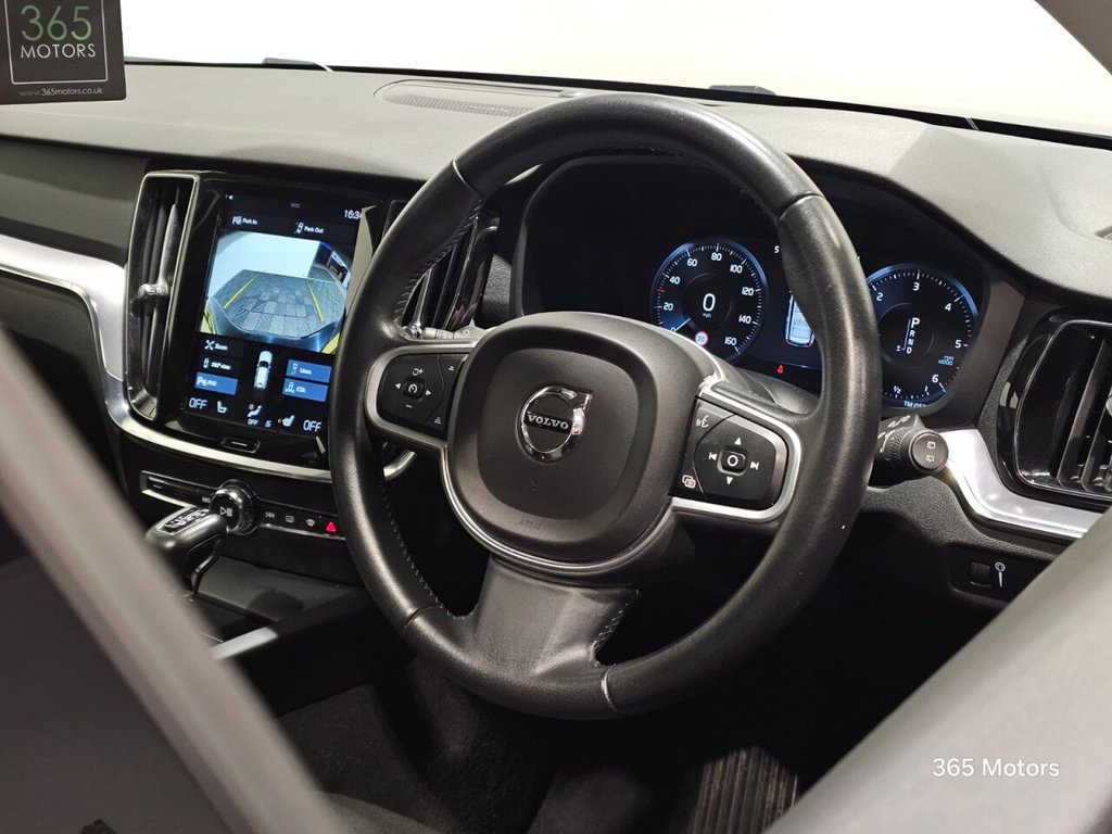 Used Volvo V60 2018 for sale - 77089412: Photo 39