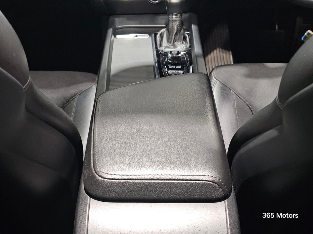 Used Volvo V60 2018 for sale - 77089412: Photo 50