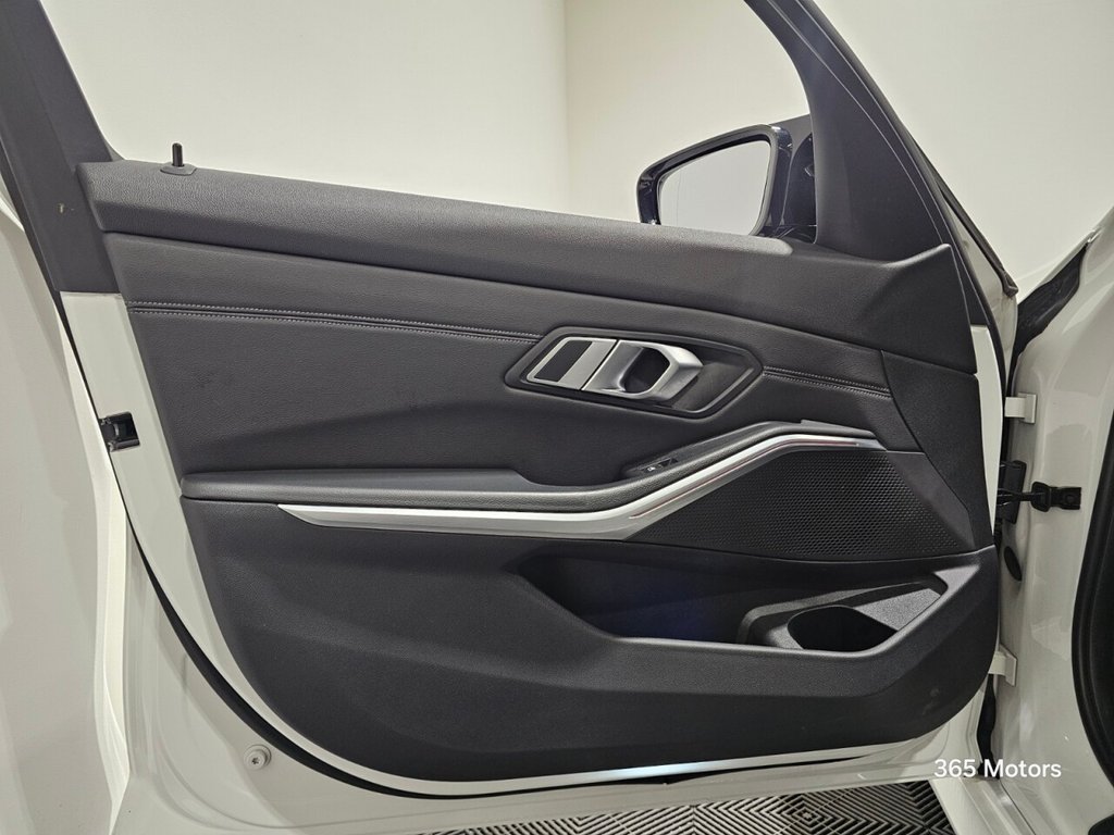 Used BMW 3 Series 2019 for sale - 77507469: Photo 31