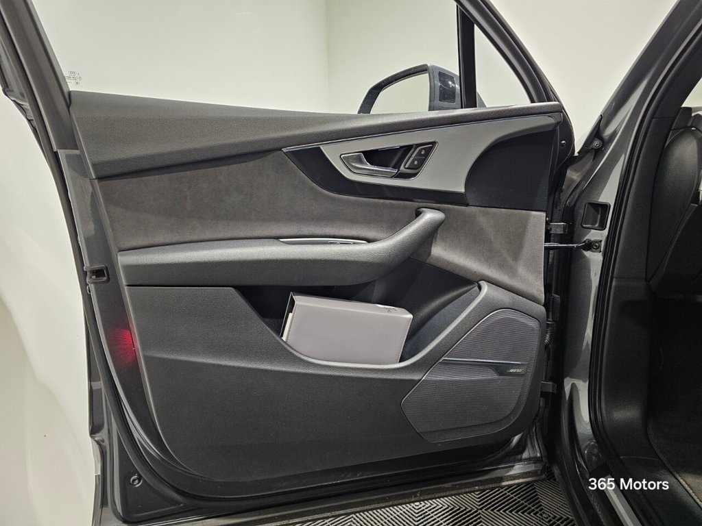 Used Audi Q7 2015 for sale - 76979400: Photo 15