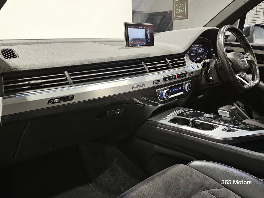 Used Audi Q7 2015 for sale - 76979400: Photo 16