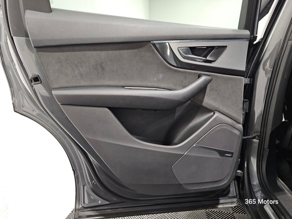 Used Audi Q7 2015 for sale - 76979400: Photo 21