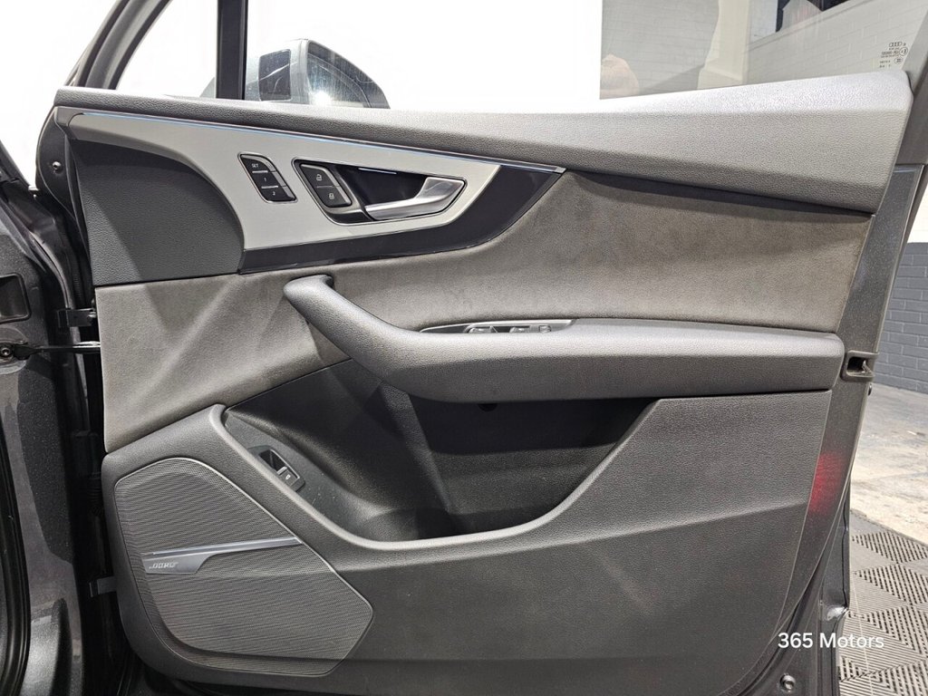 Used Audi Q7 2015 for sale - 76979400: Photo 36