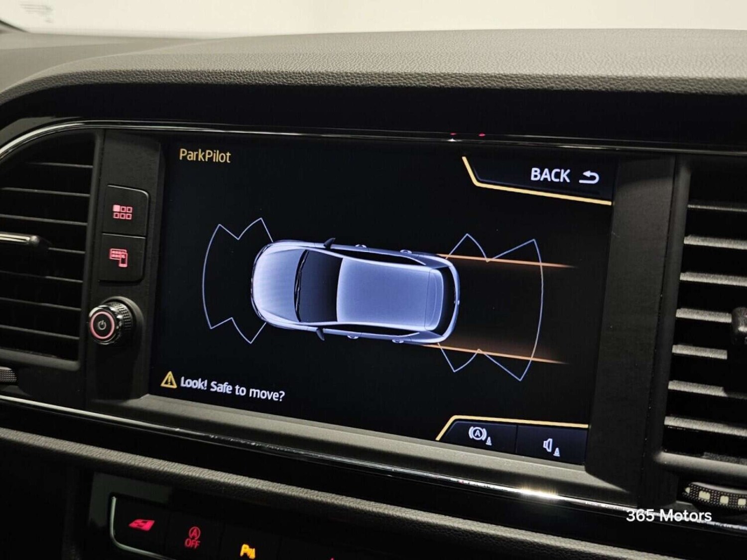 Used SEAT Leon 2018 for sale - 78149528: Photo 47