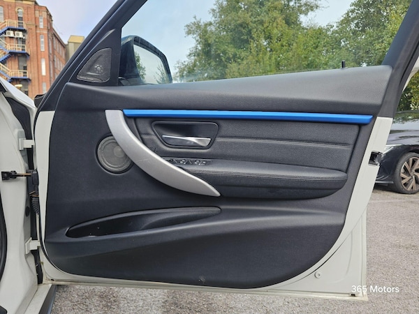 Used BMW 3 Series 2017 for sale - 76189350: Photo 30
