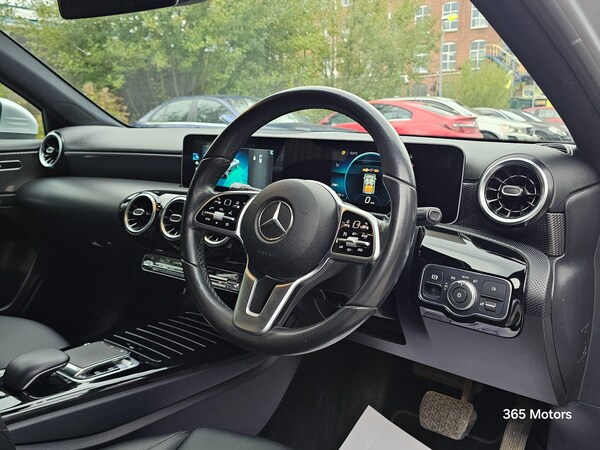 Used Mercedes-Benz A-Class 2018 for sale - 76296071: Photo 28