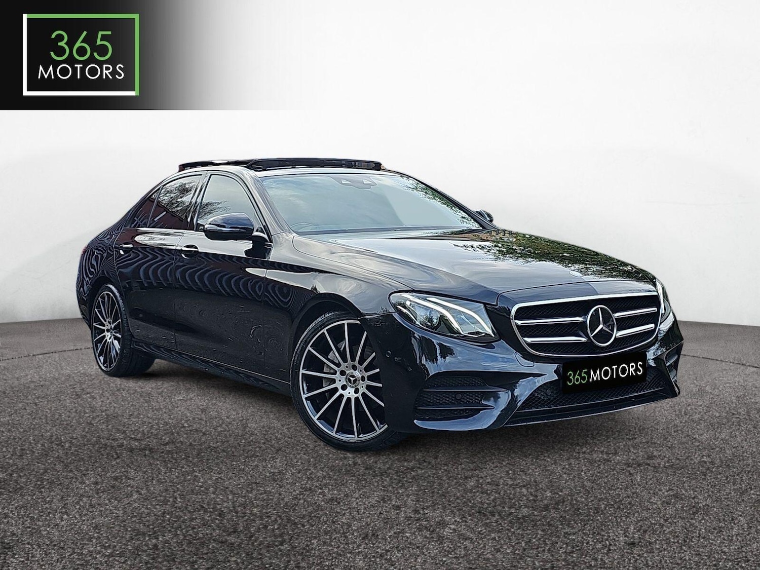 Used Mercedes-Benz E Class 2016 for sale - 76359966: Photo 1