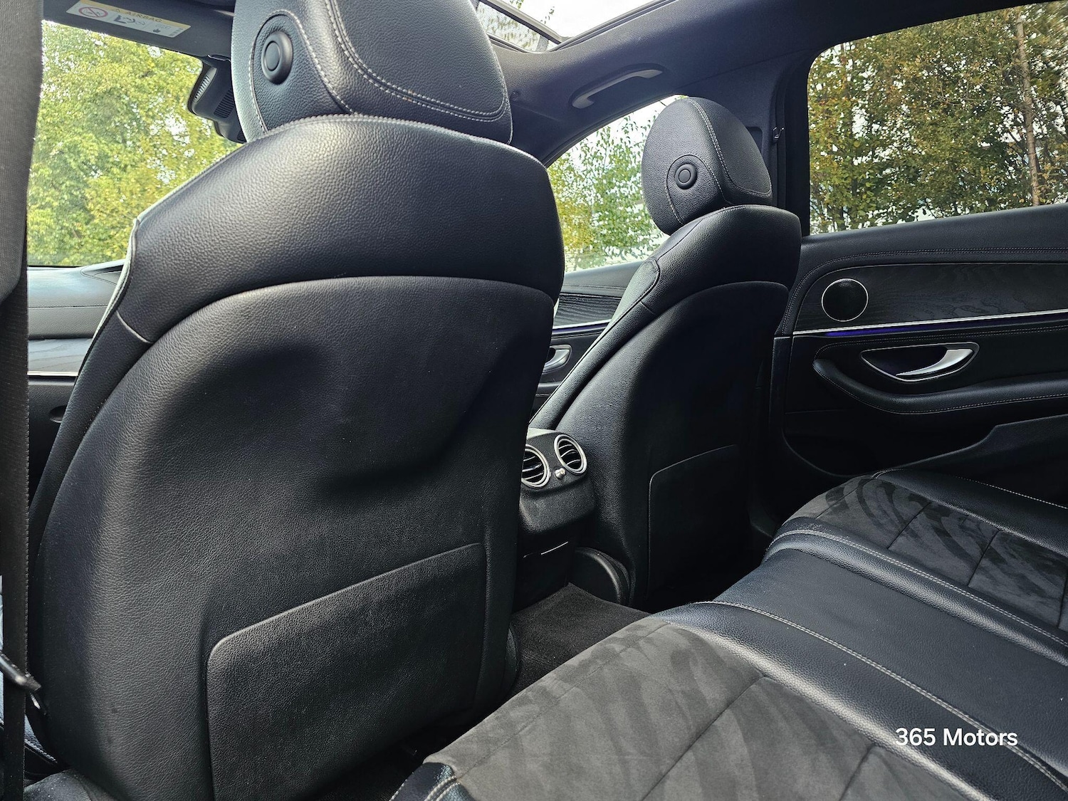Used Mercedes-Benz E Class 2016 for sale - 76359966: Photo 25