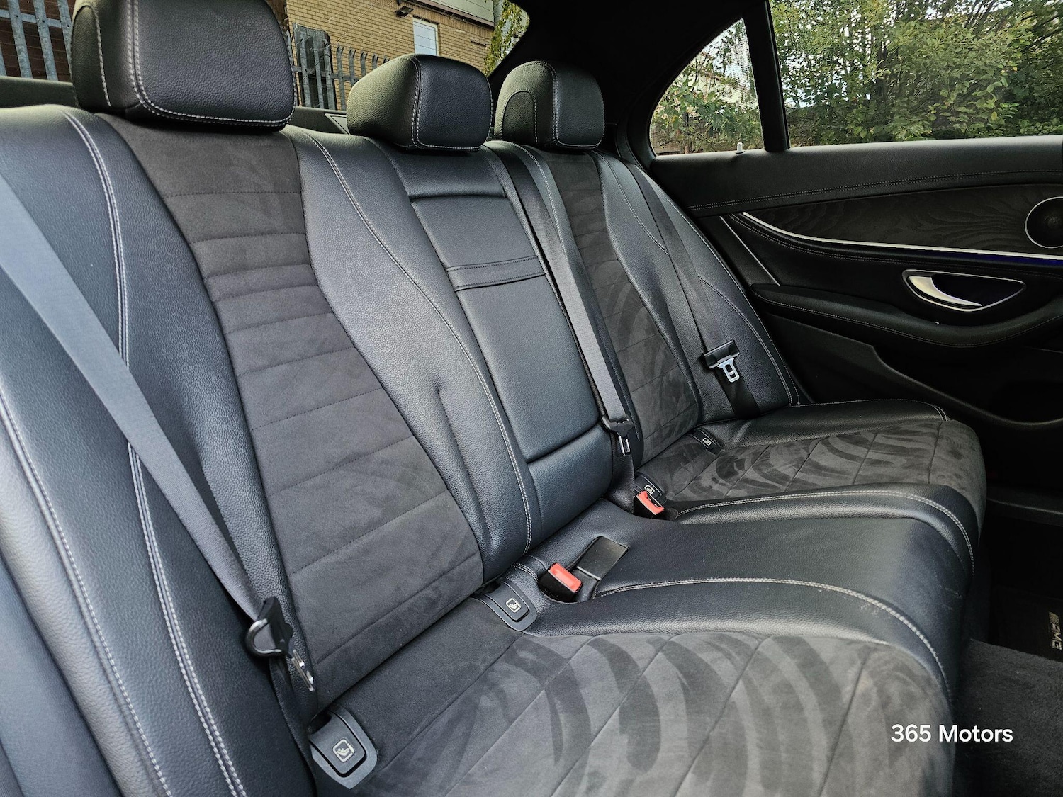 Used Mercedes-Benz E Class 2016 for sale - 76359966: Photo 31
