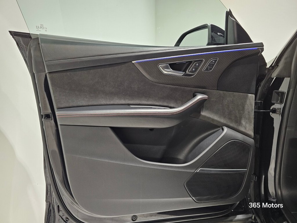 Used Audi RS Q8 2021 for sale - 76979366: Photo 21