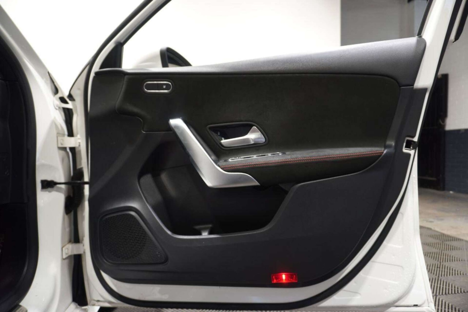 Used Mercedes-Benz A-Class 2018 for sale - 78149567: Photo 35