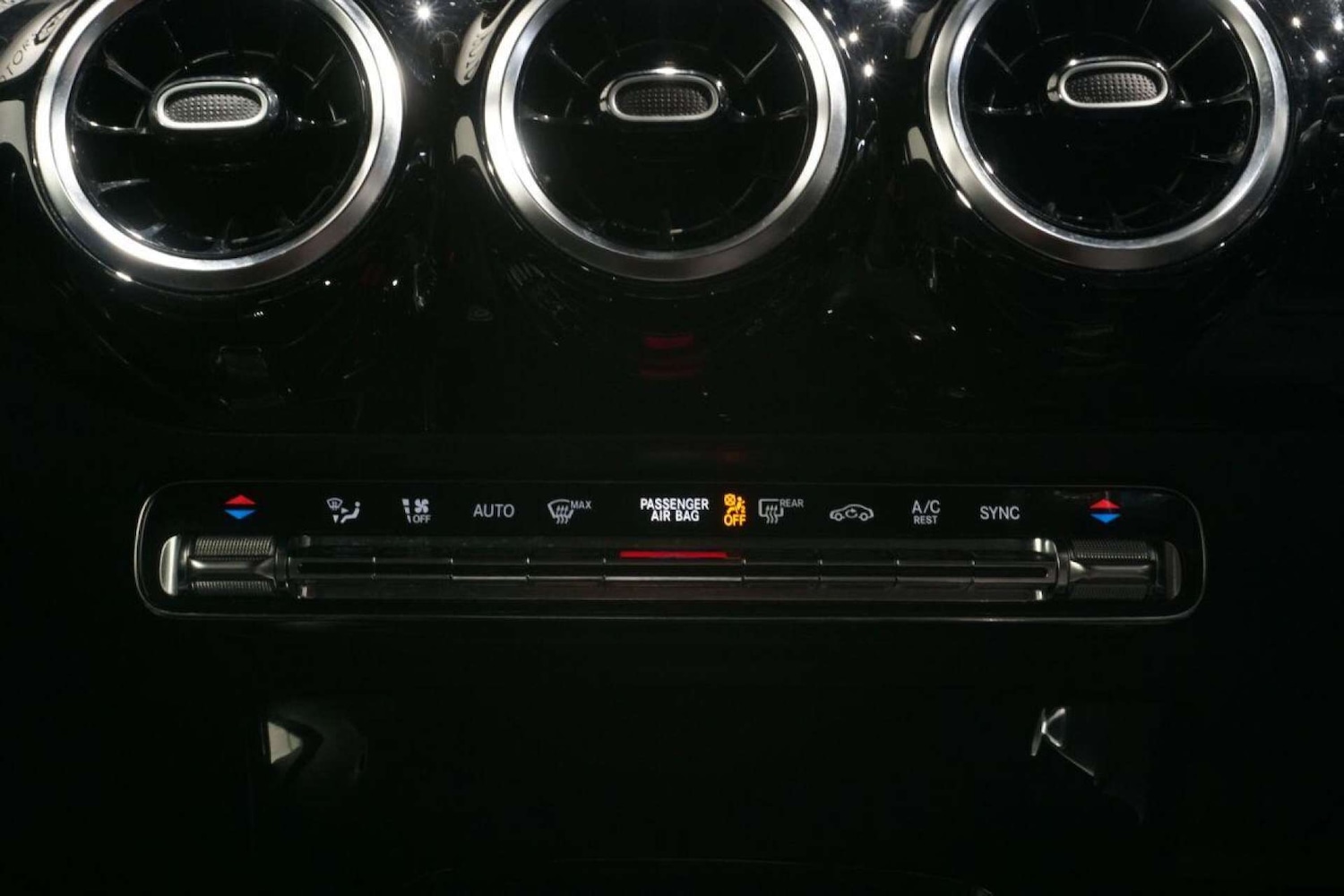 Used Mercedes-Benz A-Class 2018 for sale - 78149567: Photo 44