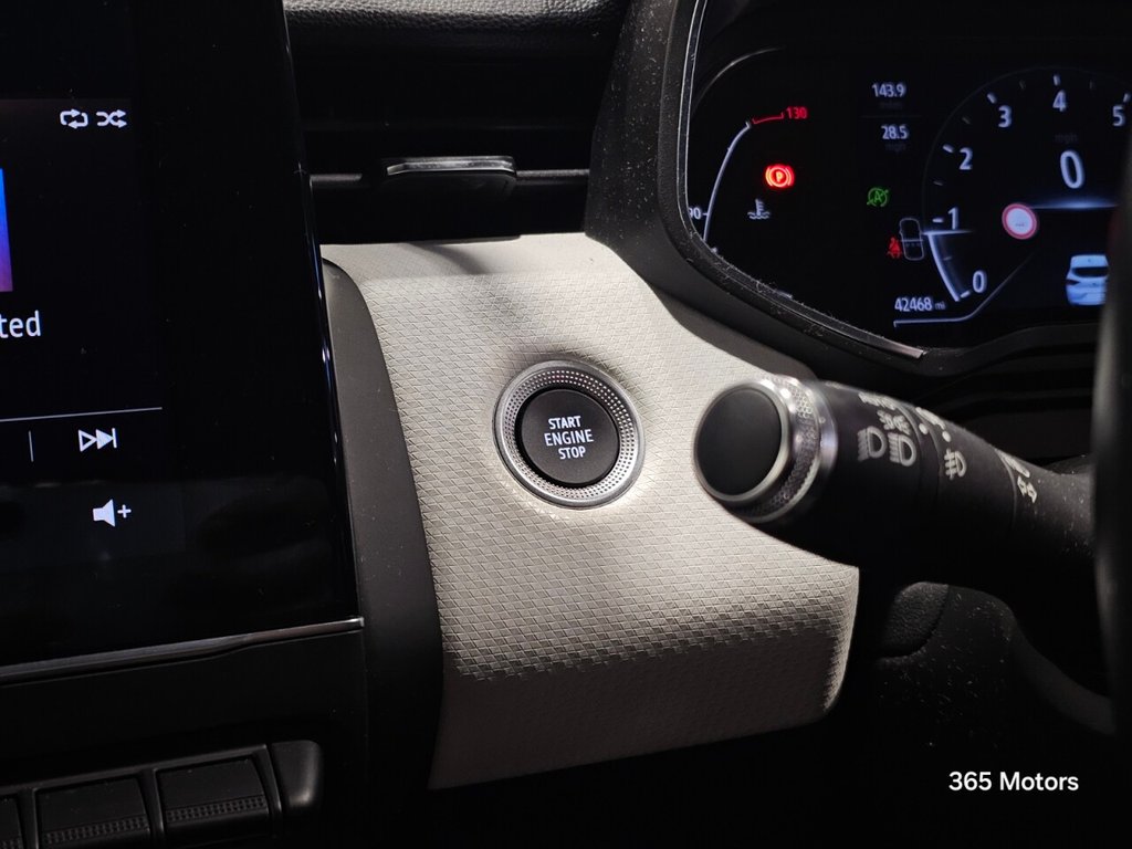 Used Renault Clio 2020 for sale - 77053660: Photo 38