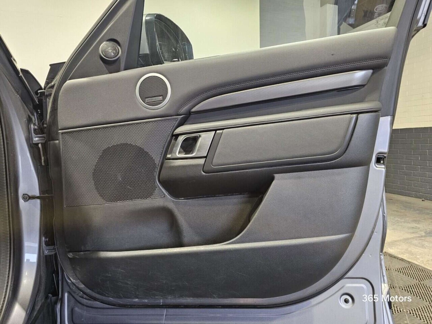 Used Land Rover Discovery 2020 for sale - 78149524: Photo 24