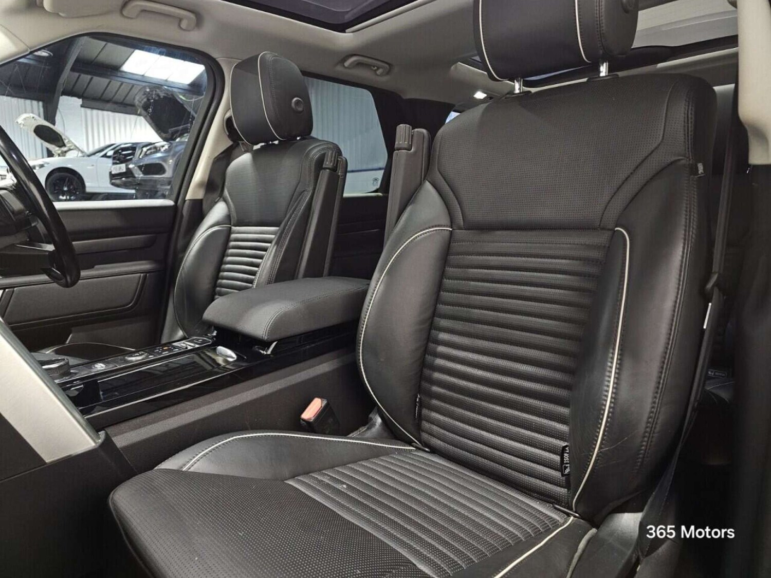 Used Land Rover Discovery 2020 for sale - 78149524: Photo 8