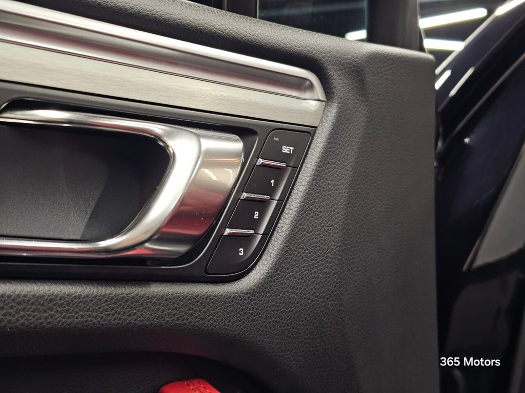 Used Porsche Macan 2017 for sale - 76979365: Photo 19