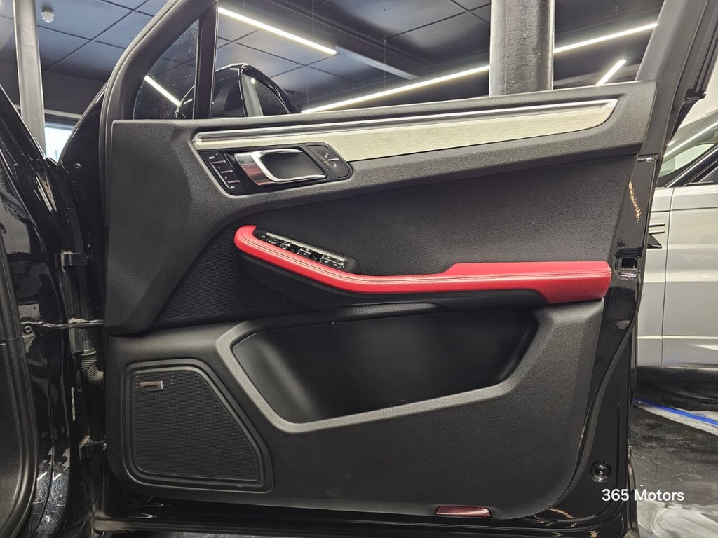 Used Porsche Macan 2017 for sale - 76979365: Photo 35