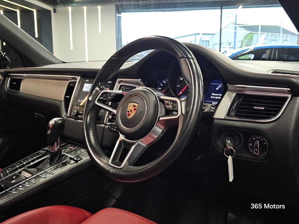 Used Porsche Macan 2017 for sale - 76979365: Photo 36