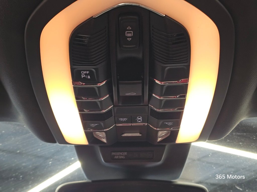 Used Porsche Macan 2017 for sale - 76979365: Photo 43