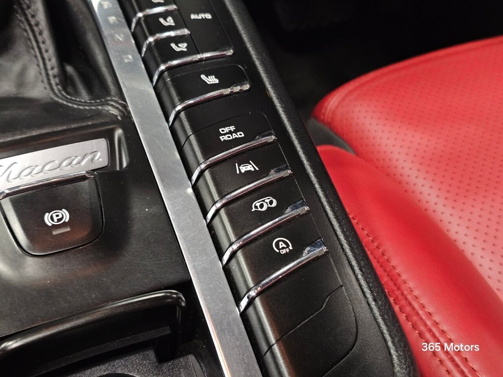 Used Porsche Macan 2017 for sale - 76979365: Photo 49